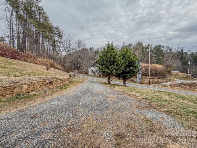 2301 Silver Mill Road, Marshall, NC 28753