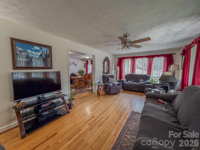 2301 Silver Mill Road, Marshall, NC 28753