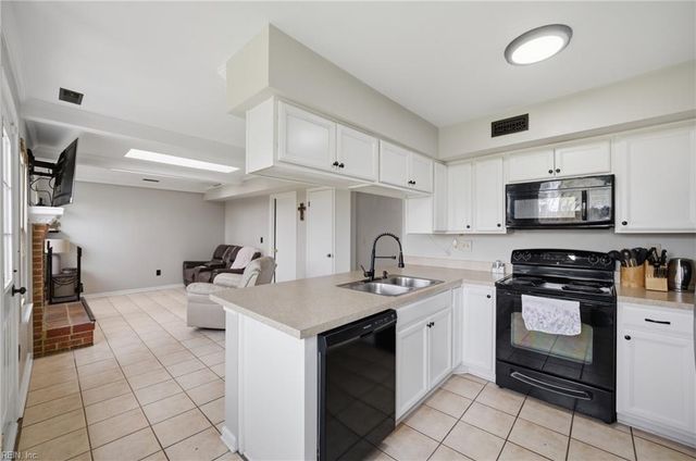 1429 Canisbay CT, Virginia Beach, VA 23464