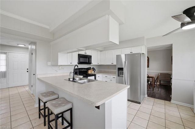 1429 Canisbay CT, Virginia Beach, VA 23464