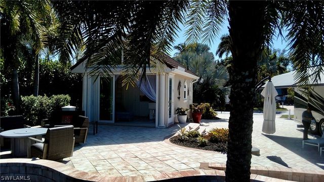 4565 Southern Breeze DR, Naples, FL 34114