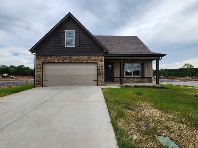 2902 Valley Farms Drive, Christiana, TN 37037