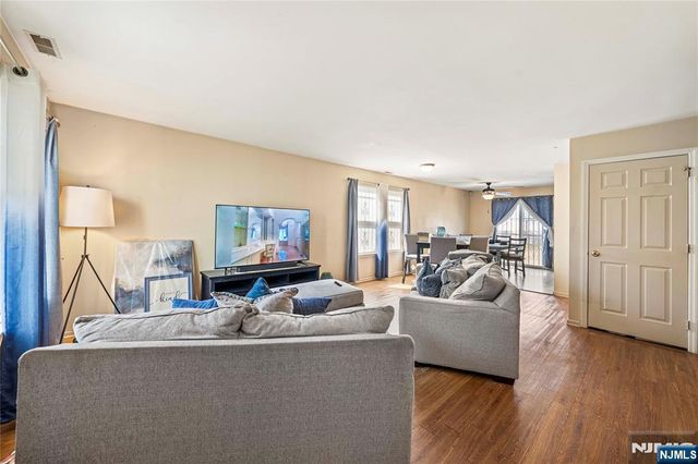 493 S 12th Street, Newark, NJ 07103