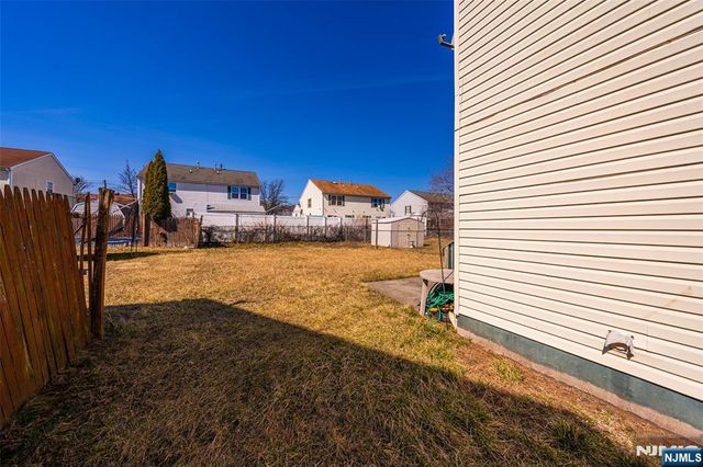 493 S 12th Street, Newark, NJ 07103