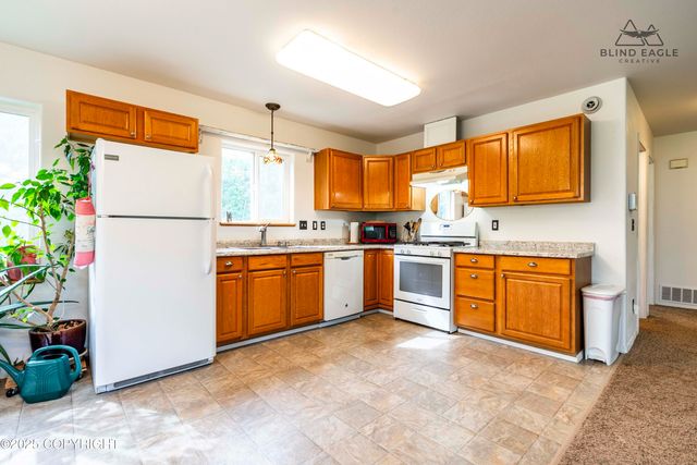 6976 W Windsor Drive, Wasilla, AK 99623
