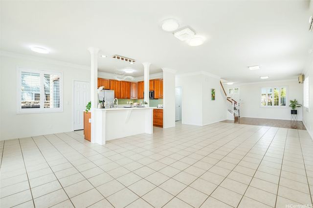 91-1555 Wahane Street, Kapolei, HI 96707