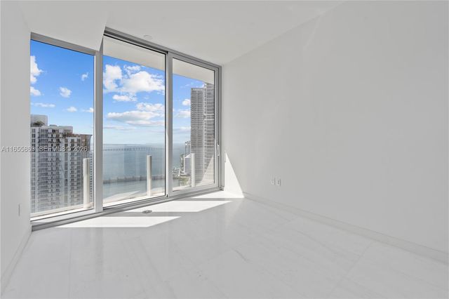 300 Biscayne Blvd Way 3201, Miami, FL 33131