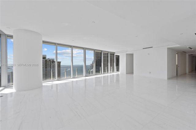 300 Biscayne Blvd Way 3201, Miami, FL 33131