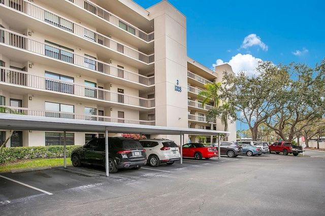 1328 PASADENA AVENUE S 104, South Pasadena, FL 33707