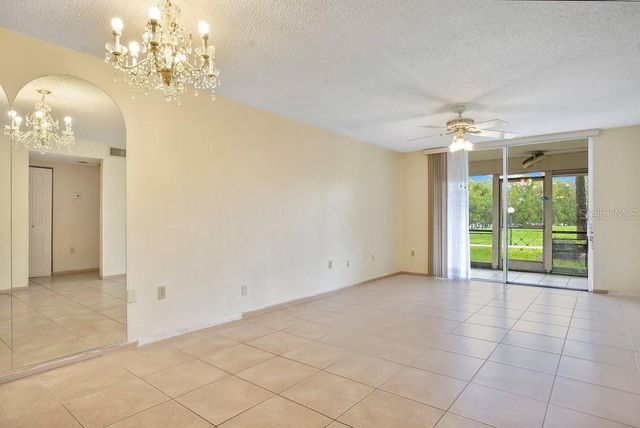 1328 PASADENA AVENUE S 104, South Pasadena, FL 33707