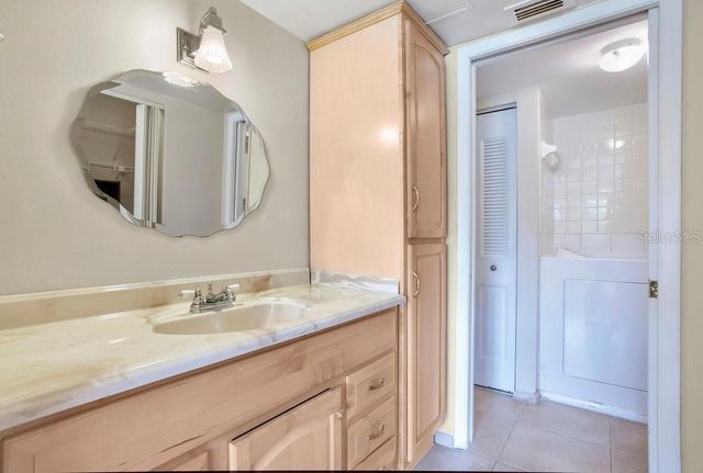 1328 PASADENA AVENUE S 104, South Pasadena, FL 33707