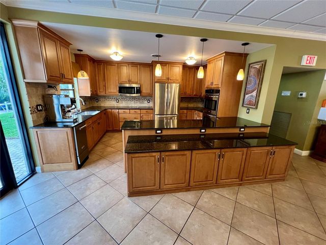 1328 PASADENA AVENUE S 104, South Pasadena, FL 33707