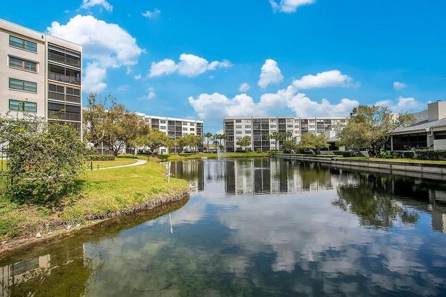 1328 PASADENA AVENUE S 104, South Pasadena, FL 33707