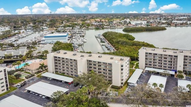 1328 PASADENA AVENUE S 104, South Pasadena, FL 33707