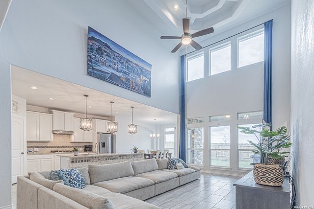 10602 Briceway Clb, San Antonio, TX 78254