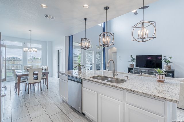 10602 Briceway Clb, San Antonio, TX 78254