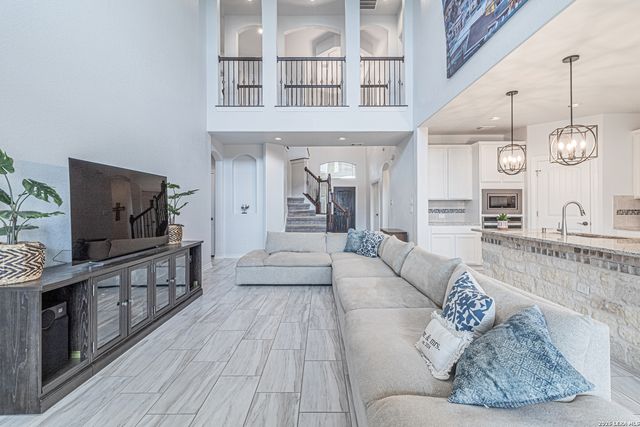 10602 Briceway Clb, San Antonio, TX 78254