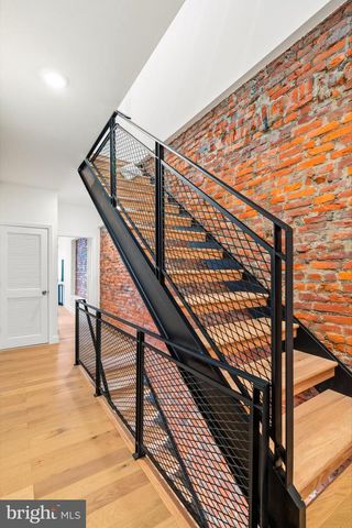 1906 S 10TH ST, Philadelphia, PA 19148