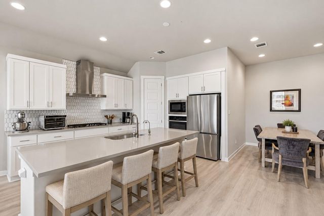 461 Coyote Creek WAY, Kyle, TX 78640