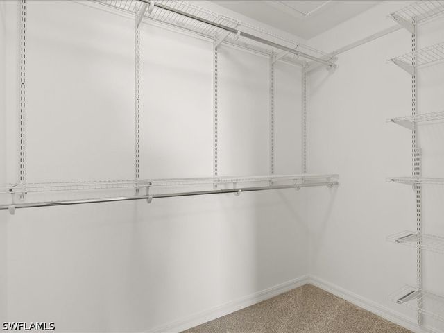 2478 Heydon CIR E, Naples, FL 34120