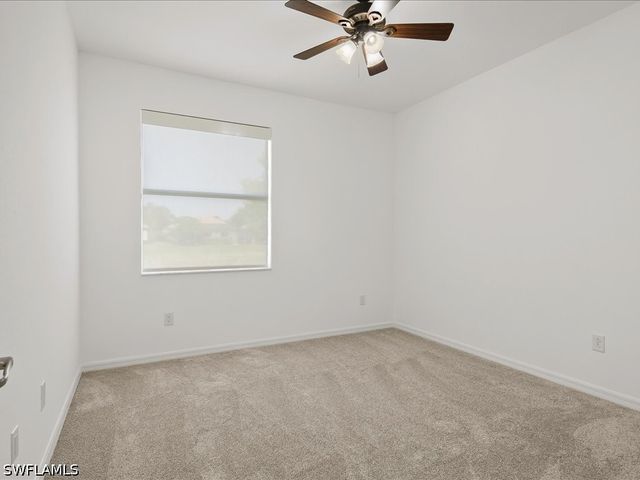 2478 Heydon CIR E, Naples, FL 34120