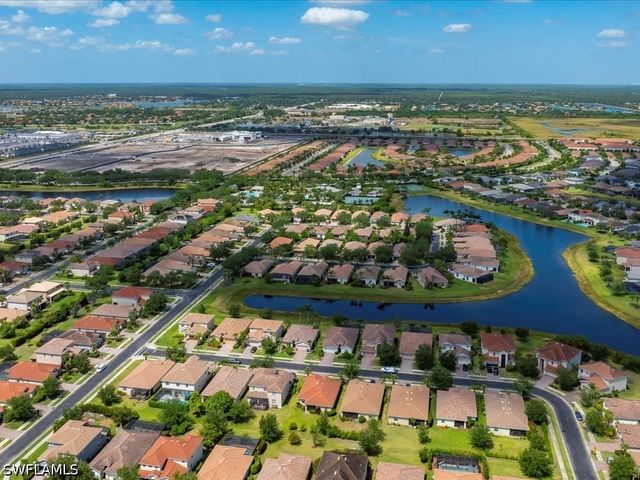 2478 Heydon CIR E, Naples, FL 34120