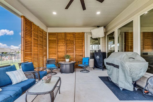 6509 W Collina St, Wichita, KS 67205