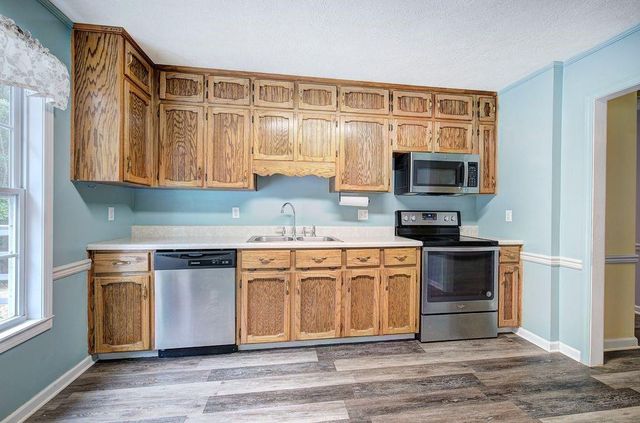 70 Crowe Springs Spur NW, Cartersville, GA 30121