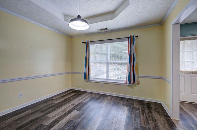 70 Crowe Springs Spur NW, Cartersville, GA 30121