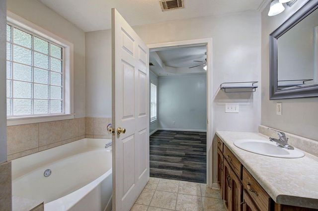 70 Crowe Springs Spur NW, Cartersville, GA 30121