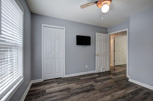 70 Crowe Springs Spur NW, Cartersville, GA 30121