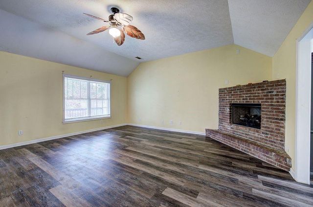 70 Crowe Springs Spur NW, Cartersville, GA 30121