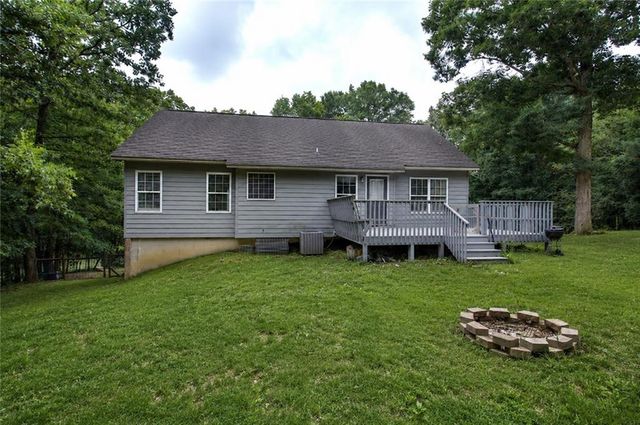 70 Crowe Springs Spur NW, Cartersville, GA 30121