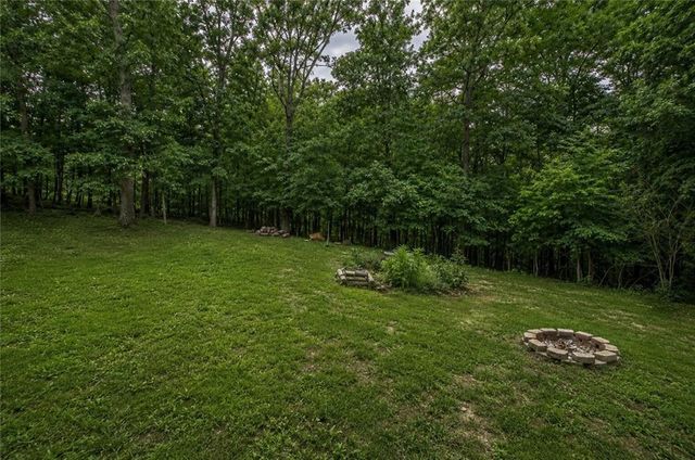 70 Crowe Springs Spur NW, Cartersville, GA 30121