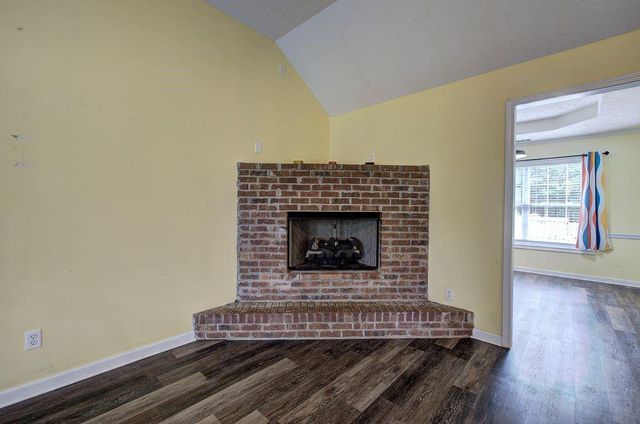 70 Crowe Springs Spur NW, Cartersville, GA 30121