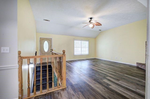 70 Crowe Springs Spur NW, Cartersville, GA 30121