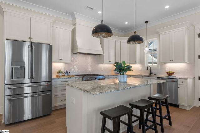 2 Belgard Drive, Greenville, SC 29615