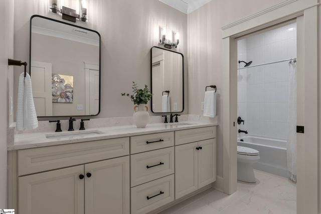 2 Belgard Drive, Greenville, SC 29615