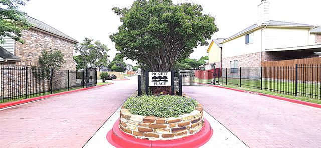 3928 Brandon Park Drive, Garland, TX 75044