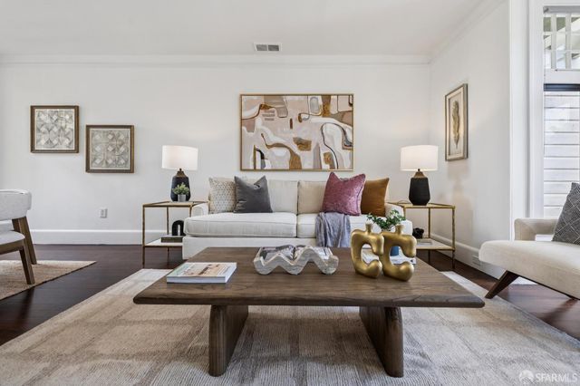 2833 Sacramento Street, San Francisco, CA 94115