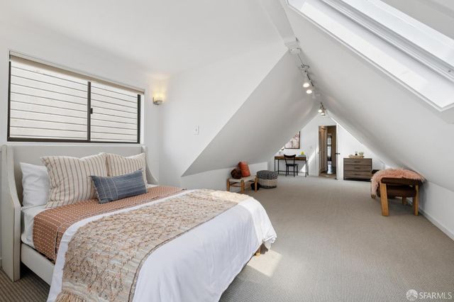 2833 Sacramento Street, San Francisco, CA 94115