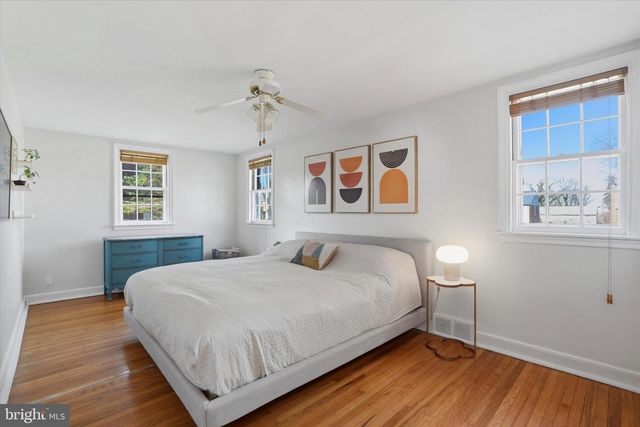 514 KINGSTON RD, Oreland, PA 19075