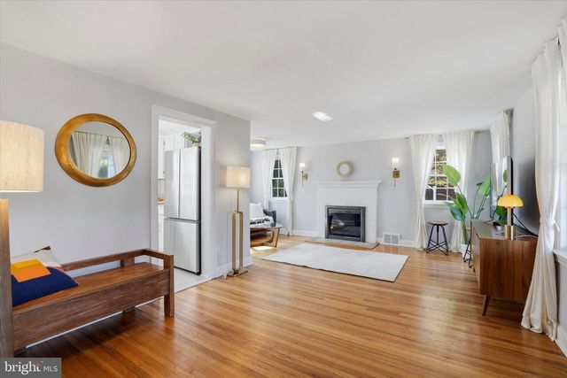 514 KINGSTON RD, Oreland, PA 19075