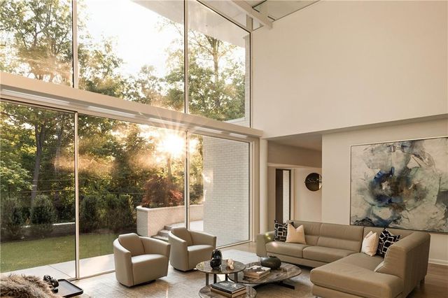 3619 Ivy Road NE, Atlanta, GA 30342