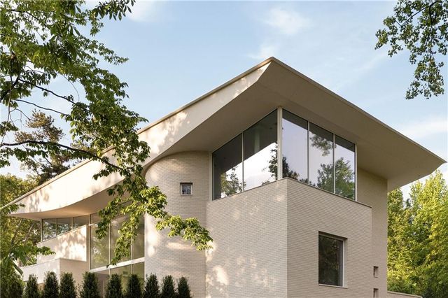 3619 Ivy Road NE, Atlanta, GA 30342
