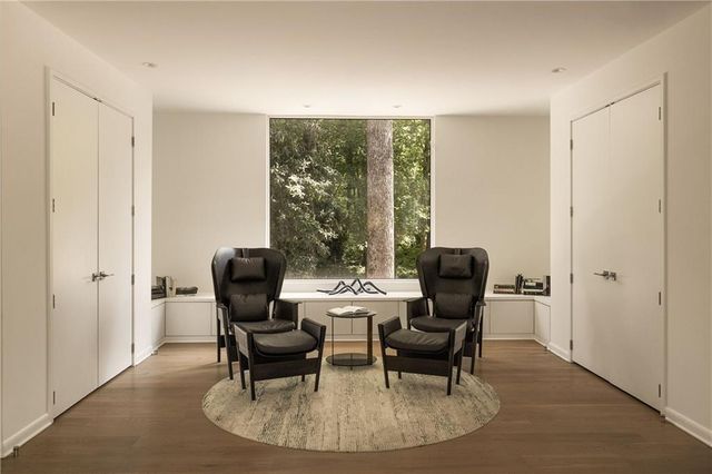3619 Ivy Road NE, Atlanta, GA 30342