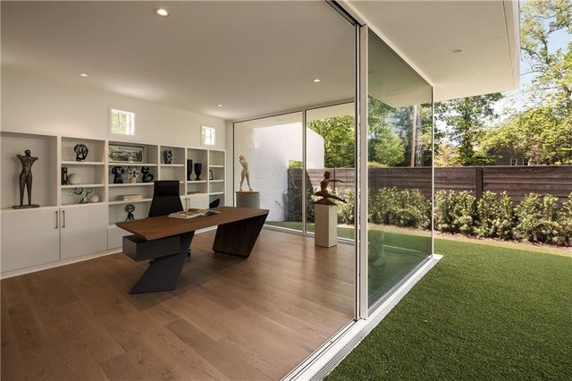 3619 Ivy Road NE, Atlanta, GA 30342