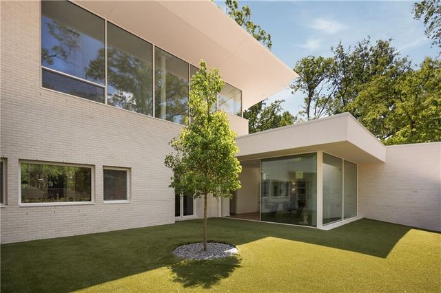 3619 Ivy Road NE, Atlanta, GA 30342