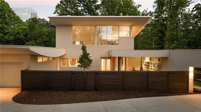 3619 Ivy Road NE, Atlanta, GA 30342