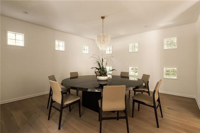 3619 Ivy Road NE, Atlanta, GA 30342